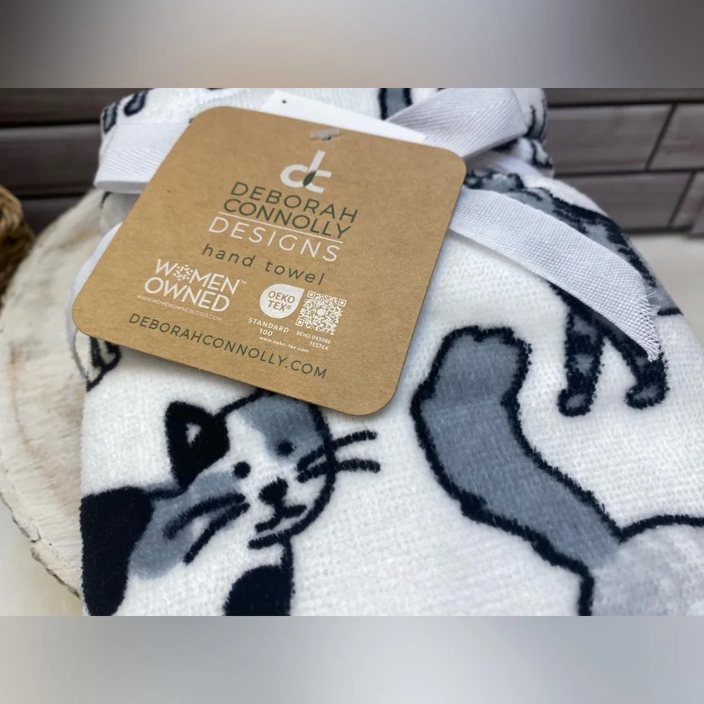 DC Designs ❤️ Ultra soft Cat pattern (2) Hand Towels set NWT